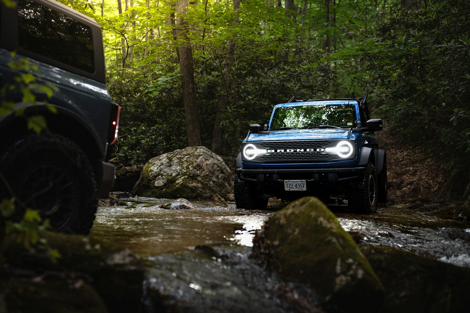 Ford Bronco off-road