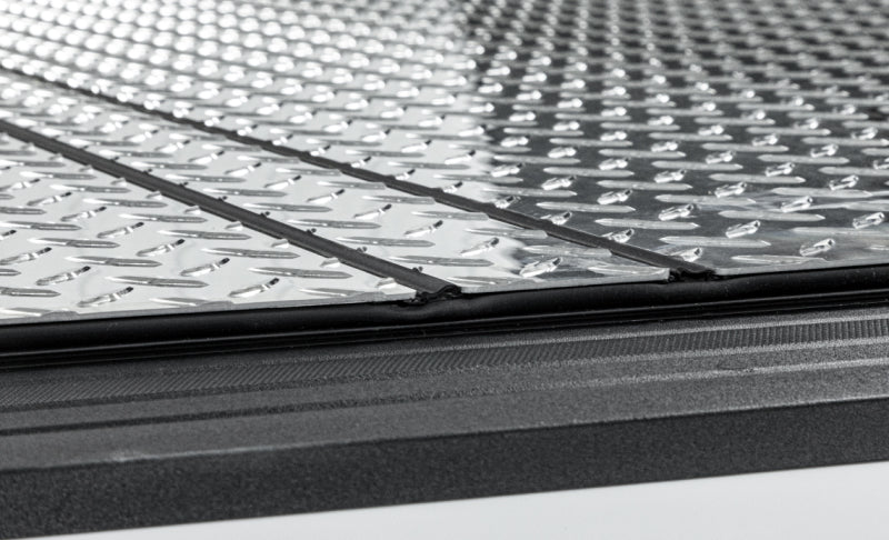 Access LOMAX Professional Series 19+ Chevy/GMC Full Size 1500 5ft 8in (w/CarbonPro) Diamond Plate B0020109