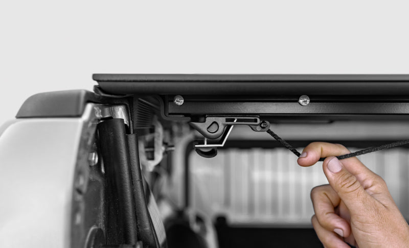 Access LOMAX Stance Hard Cover 20+ Chevy/GMC Full Size 2500/ 3500 6ft 8in Box (w/ or w/o MultiPro Tailgate) G3020099