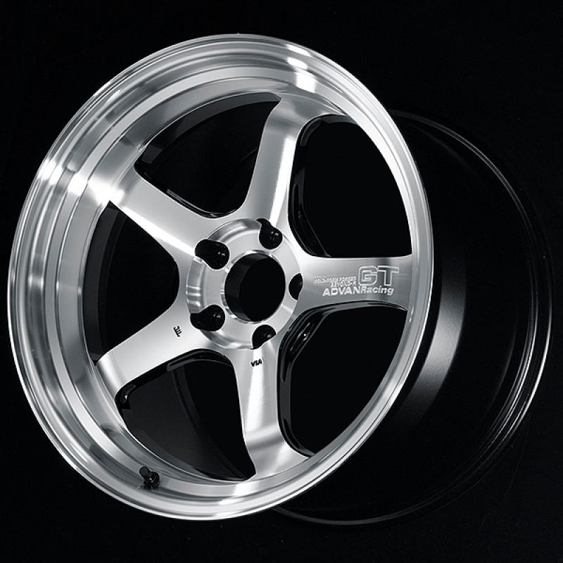 Advan GT Beyond-R 18X8.5 / +45 Offset / 5x114.3 BC / 73mm Bore / Machining and Diamond Cutting YAQC8H45EMDC