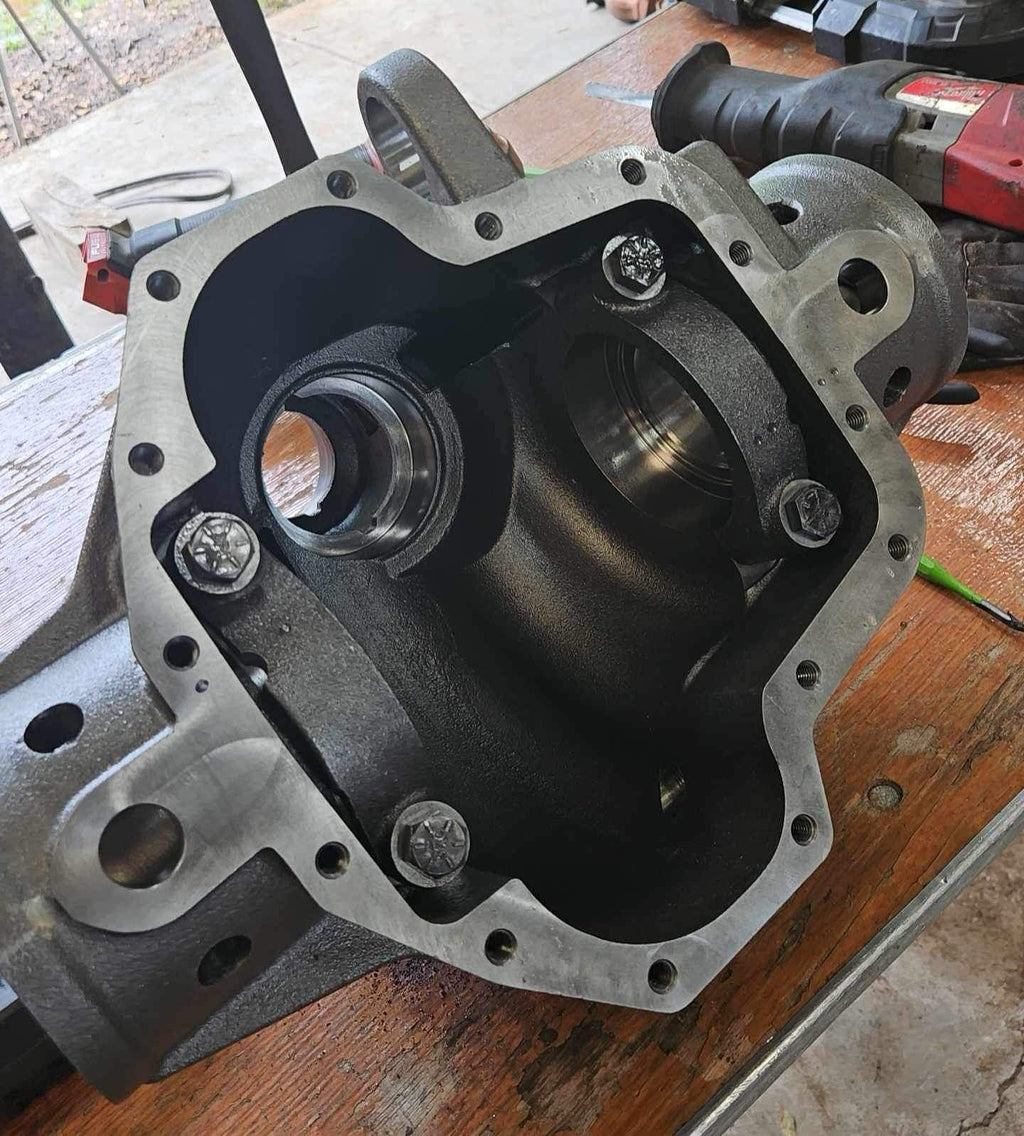 TOY60 Toyota Front Dana 60 Axle Housing