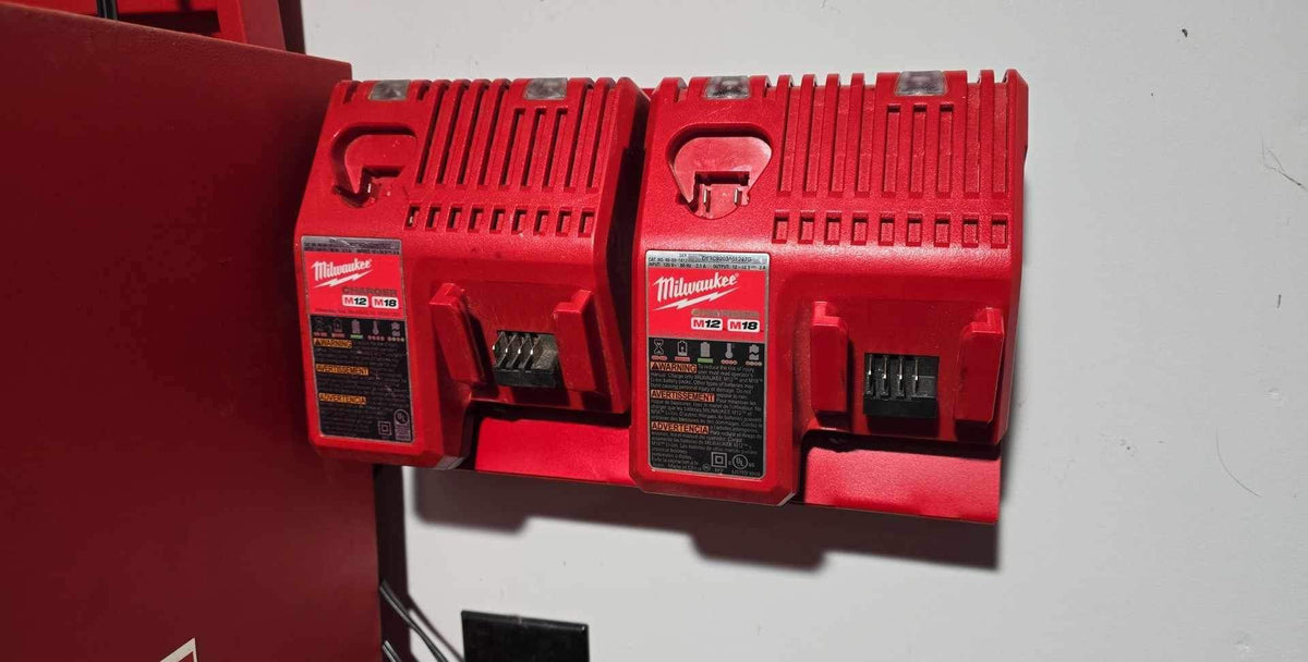 Milwaukee M18 M12 rapid battery charger wall mount plate with 20-degree angle, suitable for van, truck, shop, or contractor use.