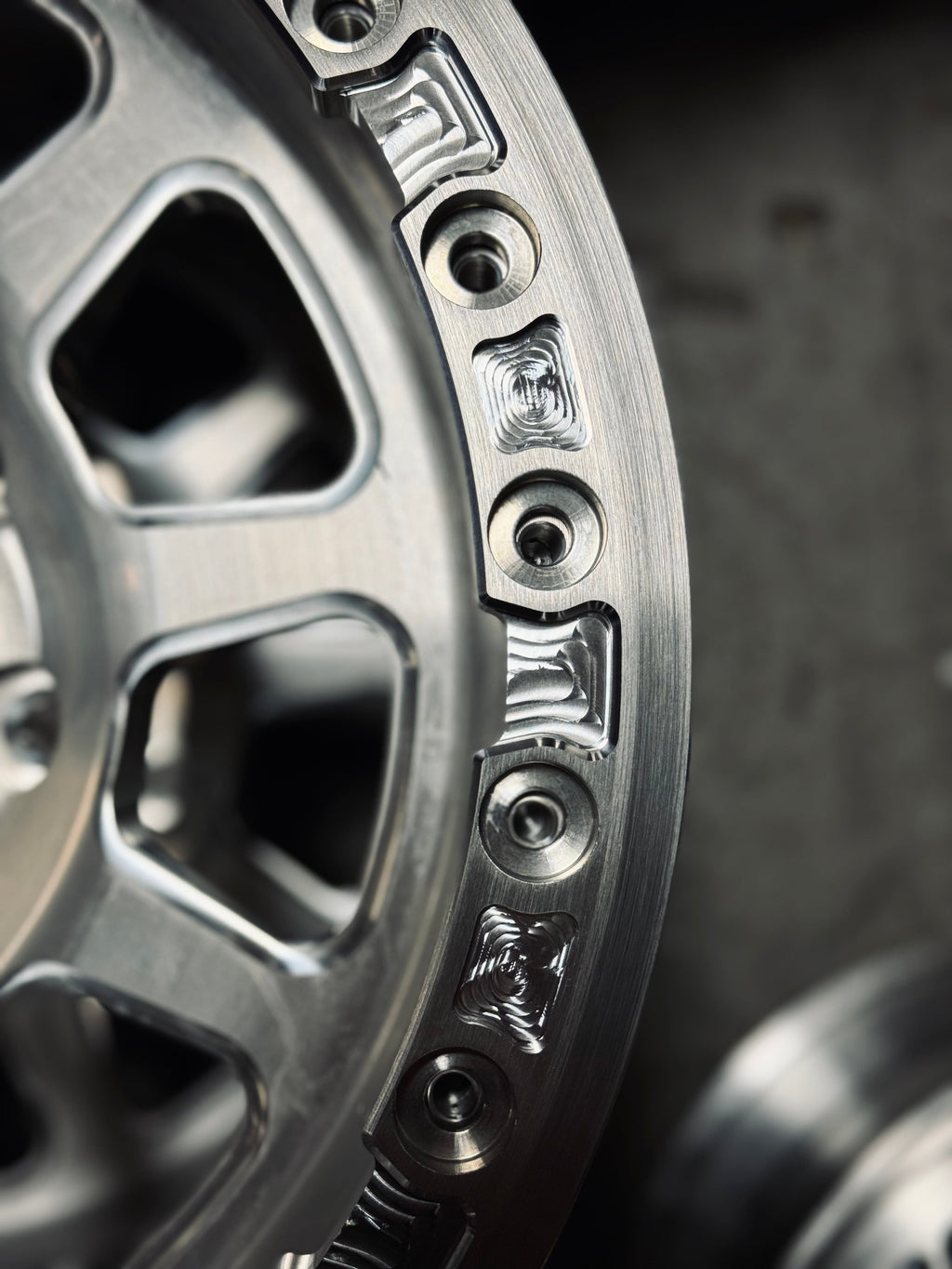ALUMINUM BEADLOCK RING