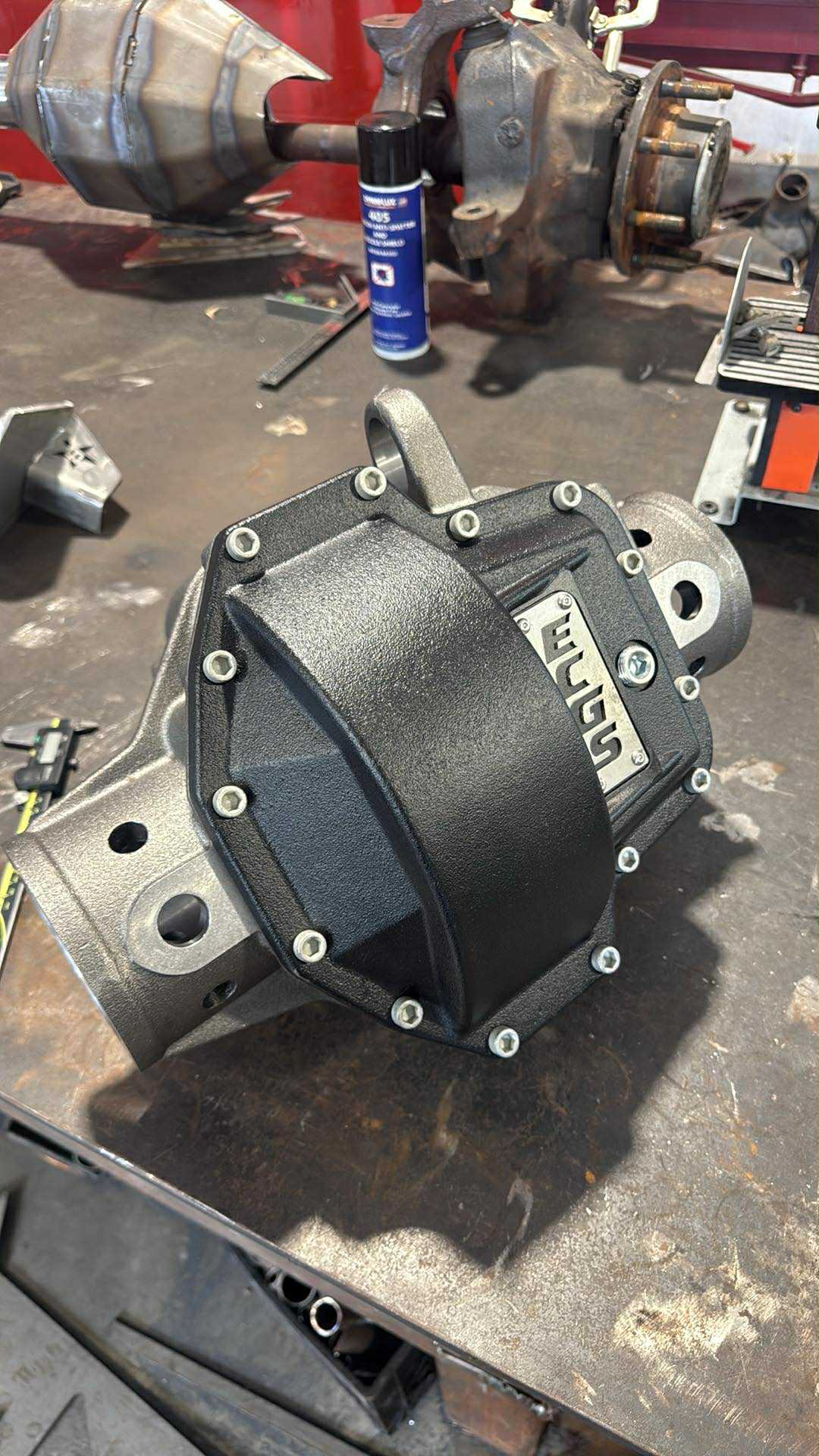 TOY60 Toyota Front Dana 60 Axle Housing