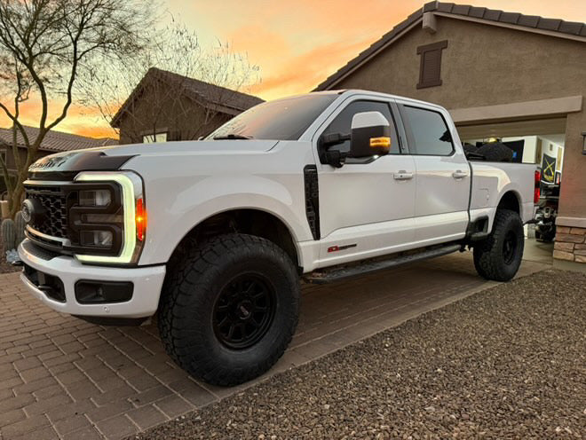 Battle Born Wheels Sierra HoldFast blackout 17x8 inch wheels with 5x5 bolt pattern and 4.75-inch offset, designed for off-road vehicles.