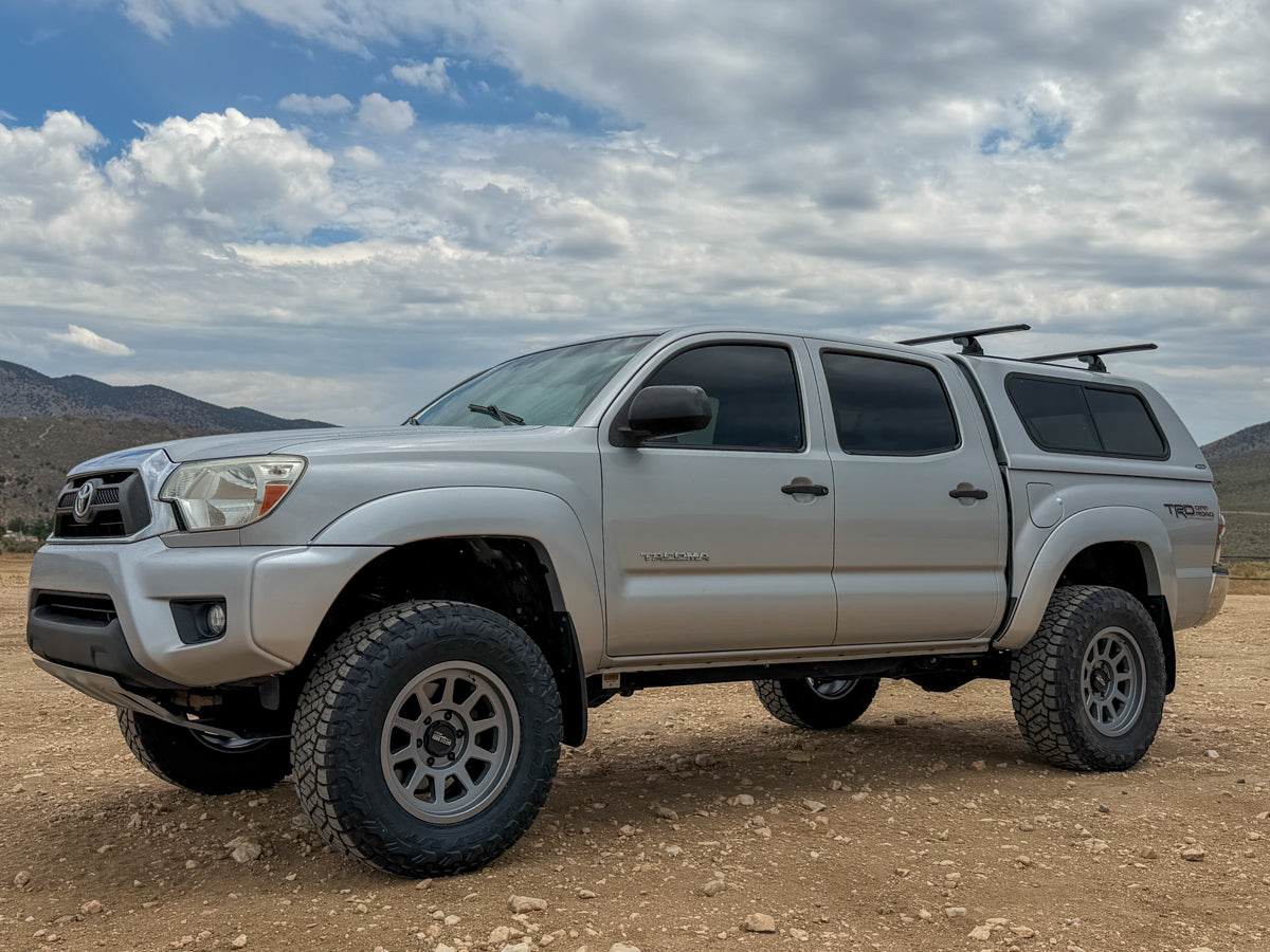 Battle Born Wheels Sierra HoldFast gray wheels, 17x8 inch size with 5x5 bolt pattern and 4.75-inch offset, for vehicle customization.