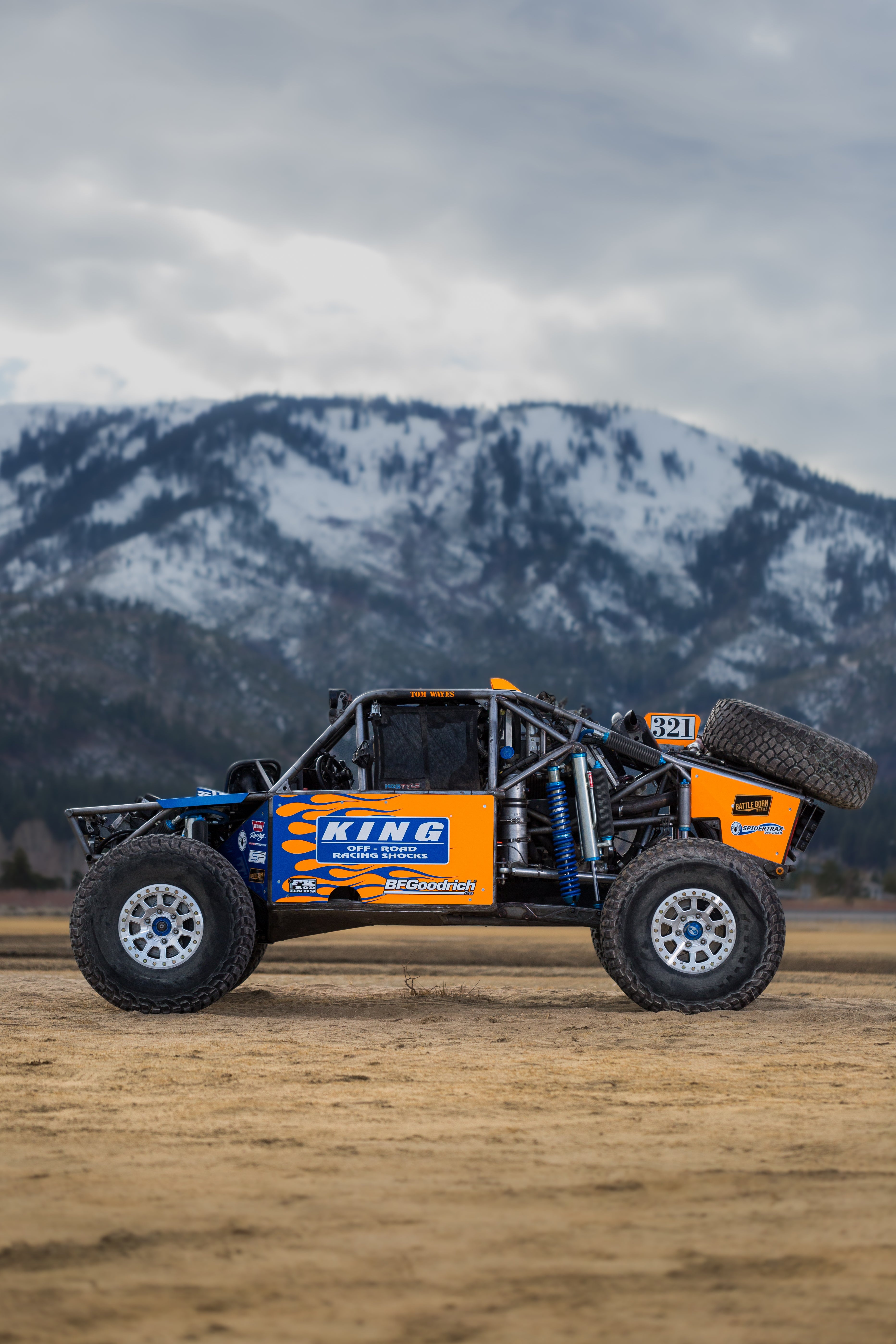 Battle Born Wheels SIERRA Forged Race Spec 17x8-inch wheels with 5x6.5 and 6x5 bolt patterns for off-road racing vehicles.