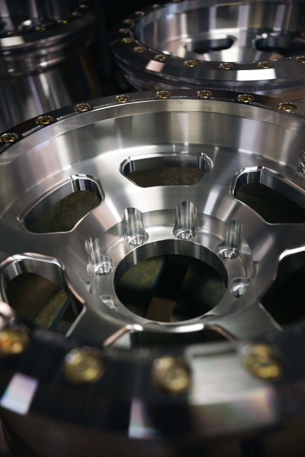 Battle Born Wheels X-RAY forged 17x9-inch simulated ring Jeep wheels with drain holes, designed for Jeep JK, JL, JT models.