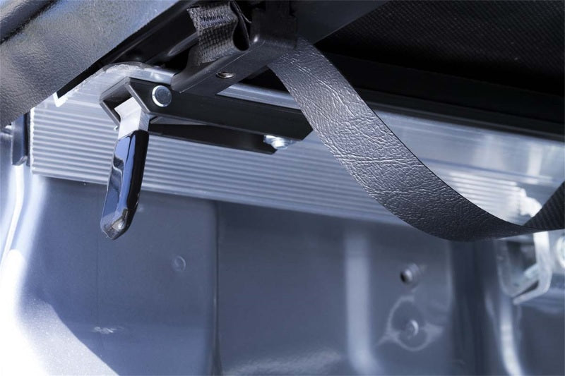 Access Tonnosport 04-06 Tundra Double Cab 6ft 2in Bed Roll-Up Cover 22050169