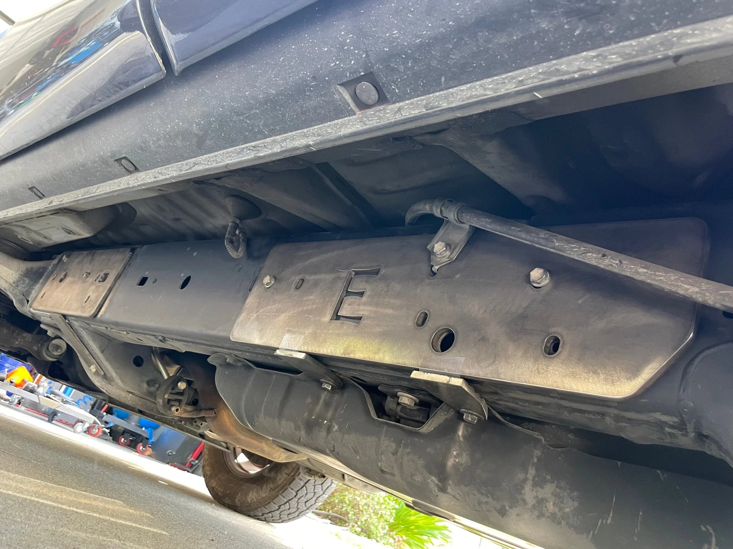 Elevate Metalcraft bolt-on frame mount plate set for Lexus GX470 2003-2009 rock sliders, durable steel construction.