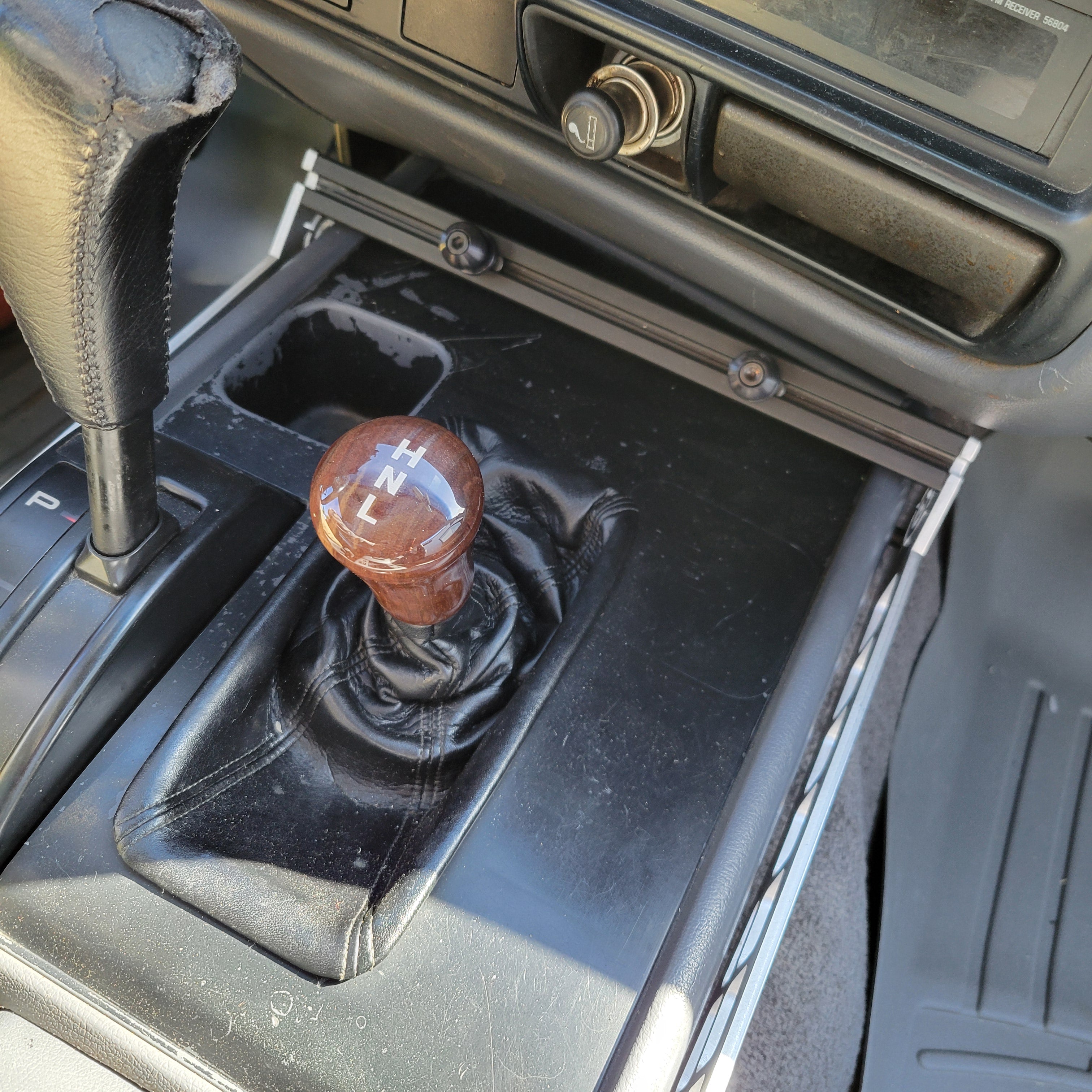 Overland Custom Design 80 Series Center Console Mount for 1991-1994 Toyota Land Cruiser, durable vehicle accessory attachment