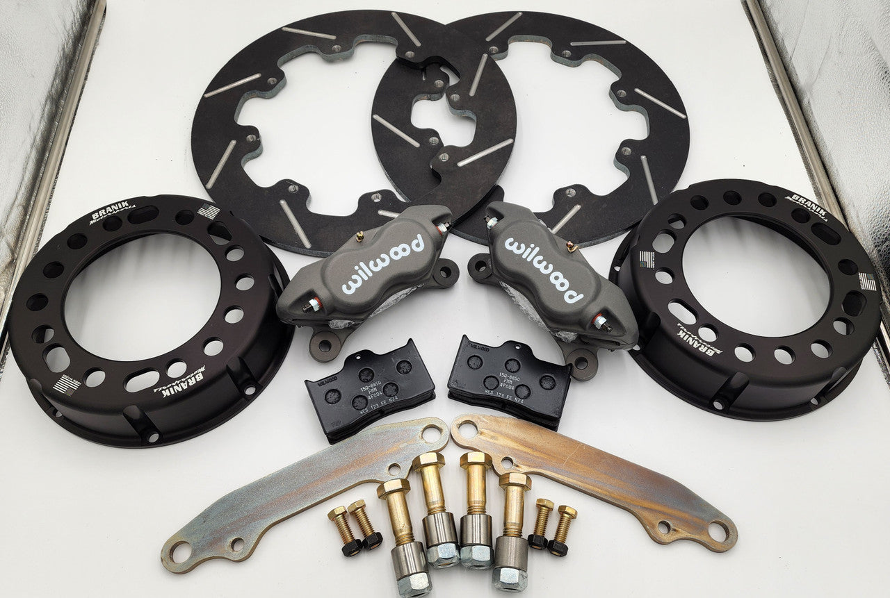 Skinny Pedal Racing Branik Legacy Wilwood brake kit with 4-piston calipers for 2005-2011 Ford Super Duty Dana 60 trucks.